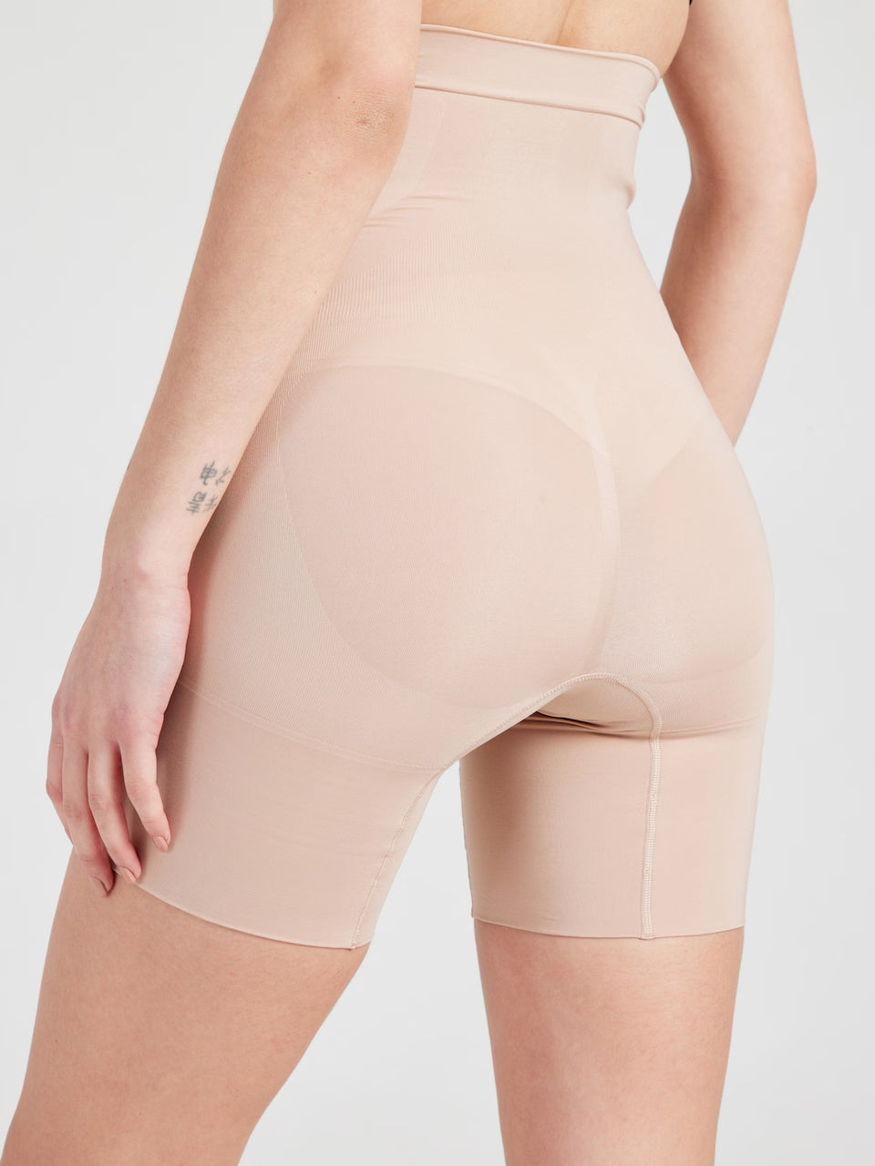 LUMIRA Klein Underwear Shaping pant in Ecru