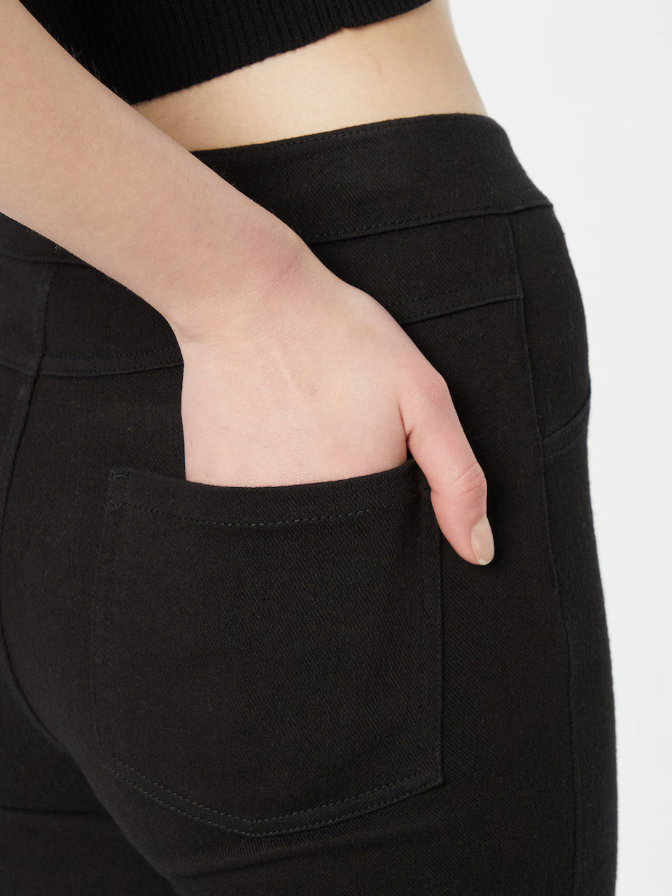 LUMIRA Bodyfashion Skinny Shaping pant in Black