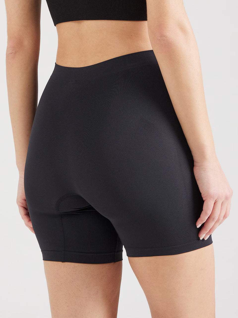 LUMIRA  Shaping pant in Black