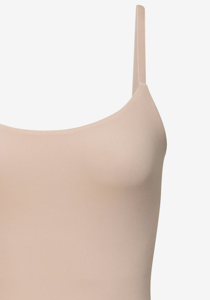 LUMIRA Shaping bodysuit in Beige
