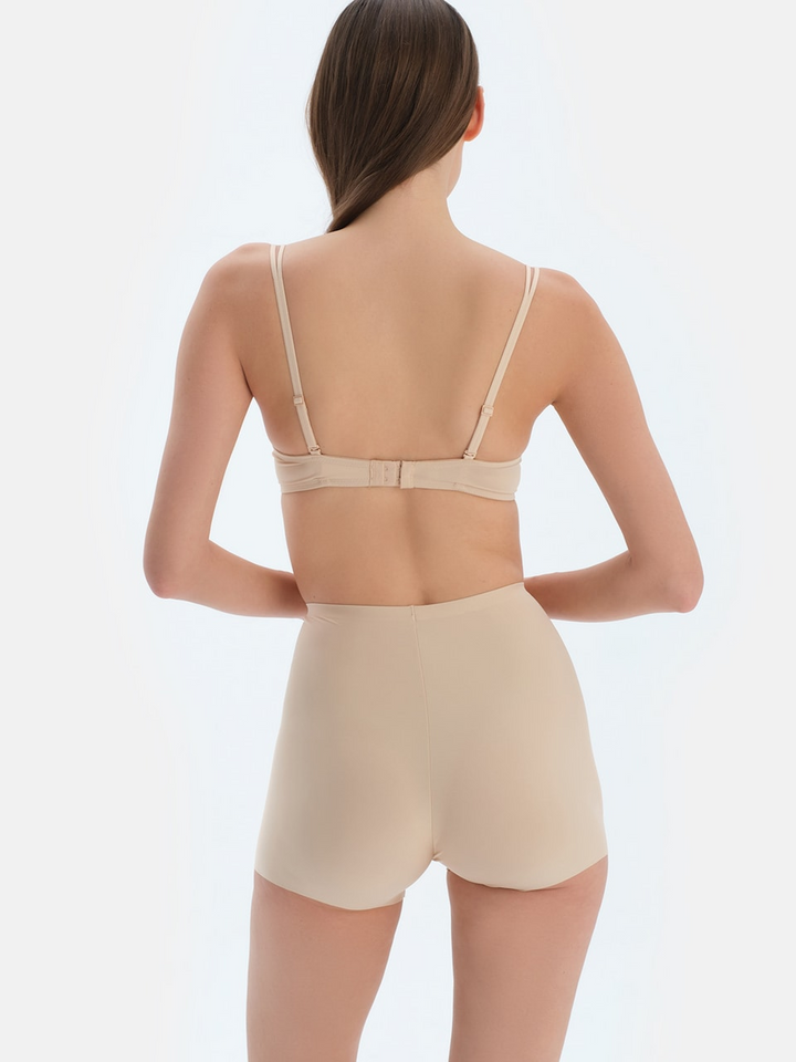 LUMIRA Shaping pant in Nude