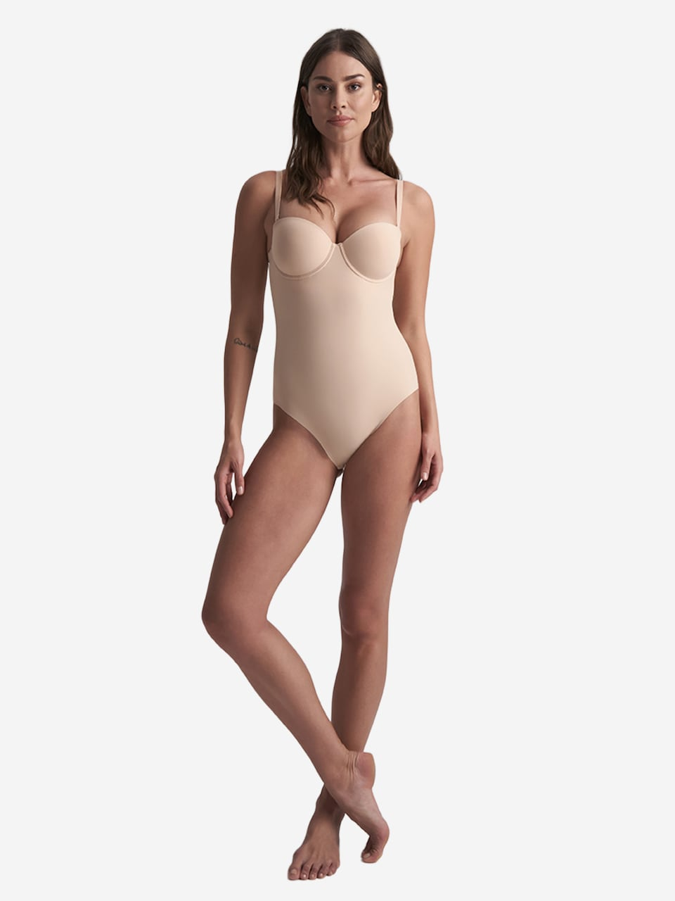 LUMIRA Shaping bodysuit in Nude