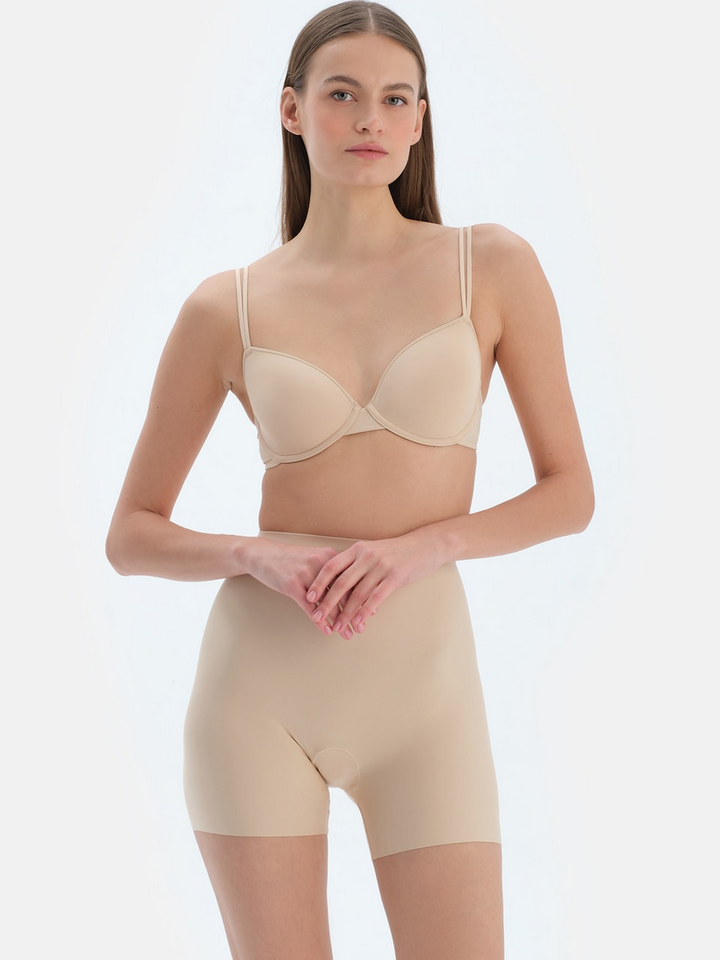 LUMIRA Shaping pant in Nude