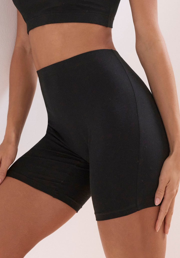 LUMIRA Shaping pant in Nude, Black